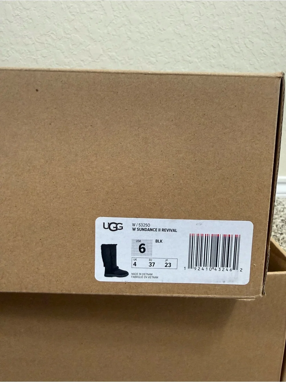 UGG new box